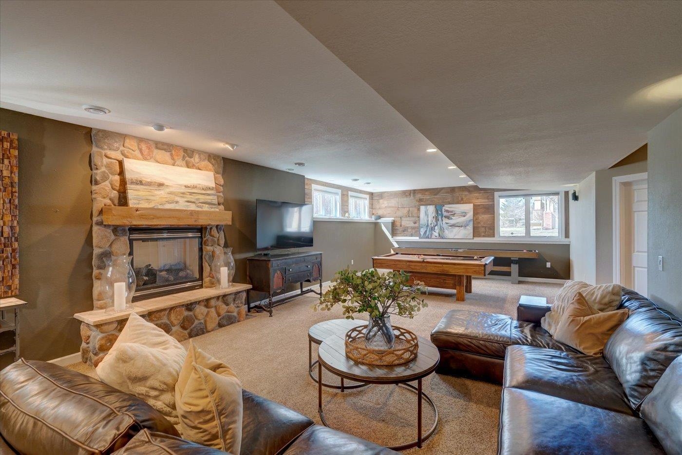 5 Kingswood Circle