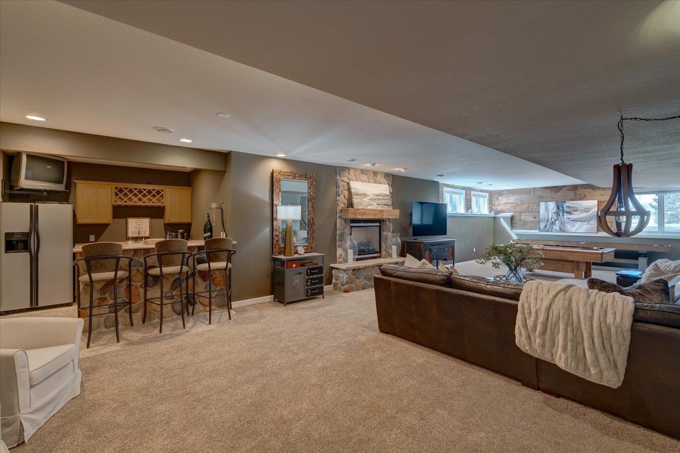 5 Kingswood Circle