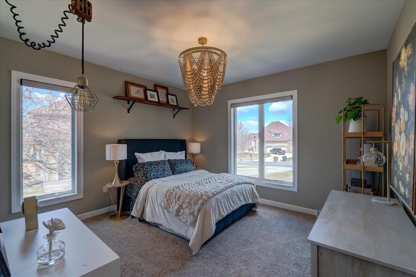 5 Kingswood Circle
