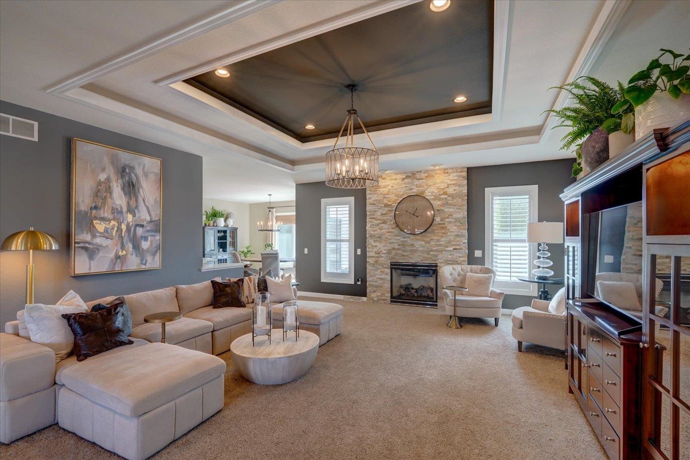 5 Kingswood Circle