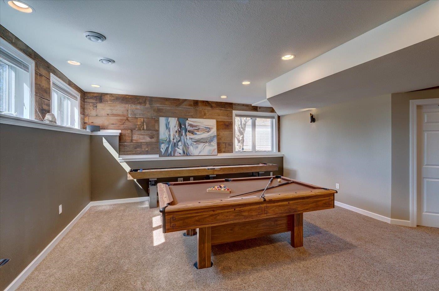 5 Kingswood Circle