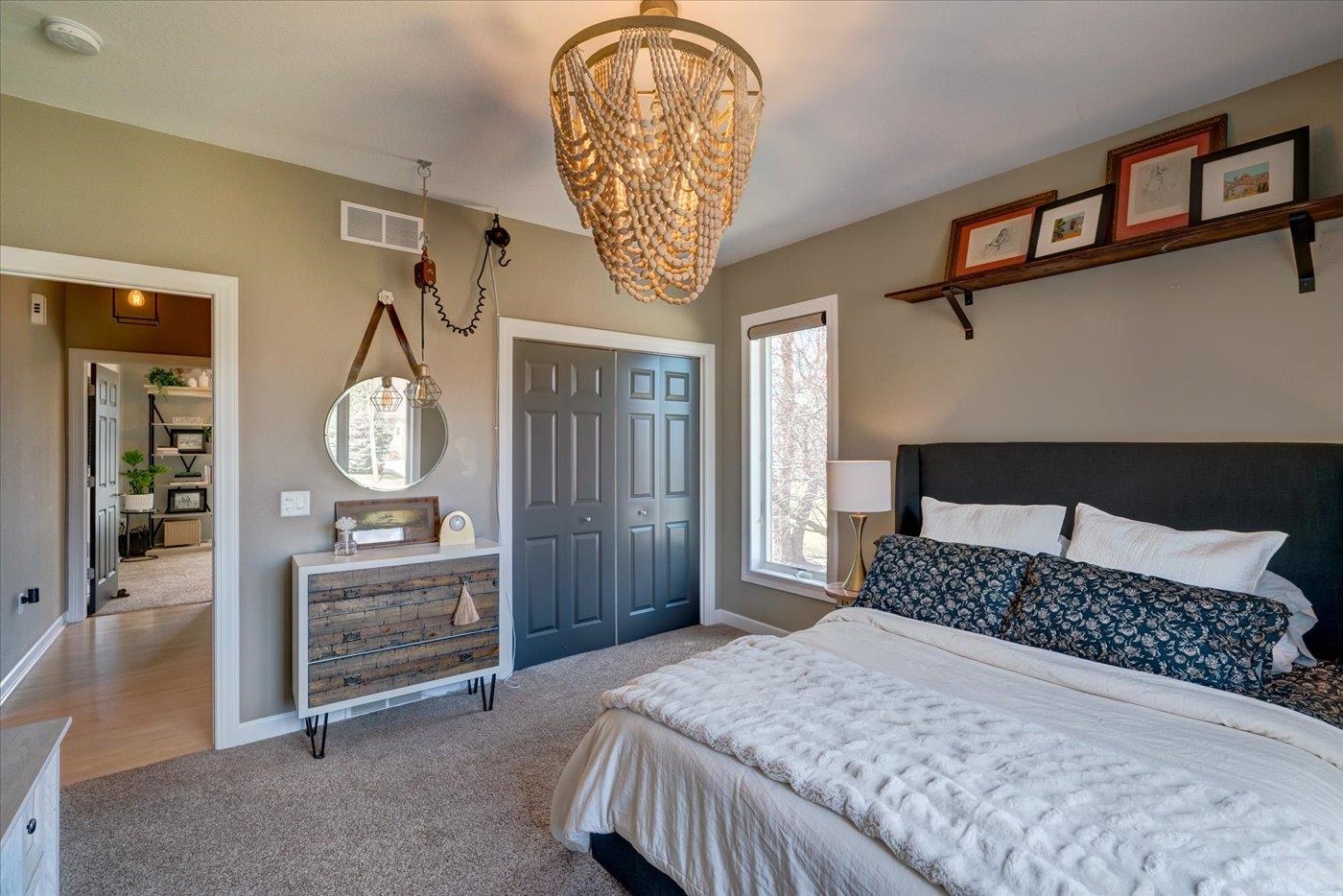 5 Kingswood Circle