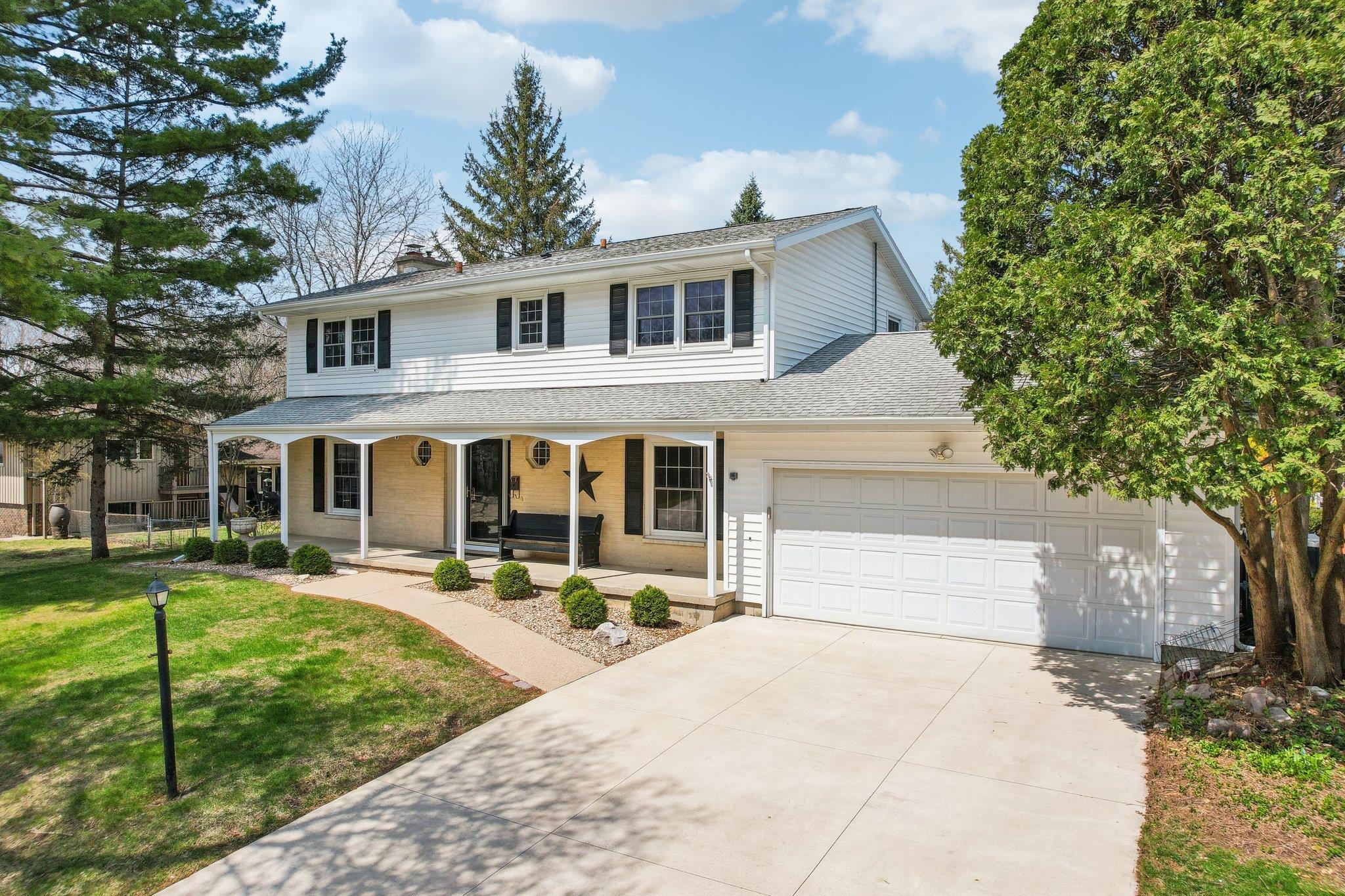 6206 Davenport Drive