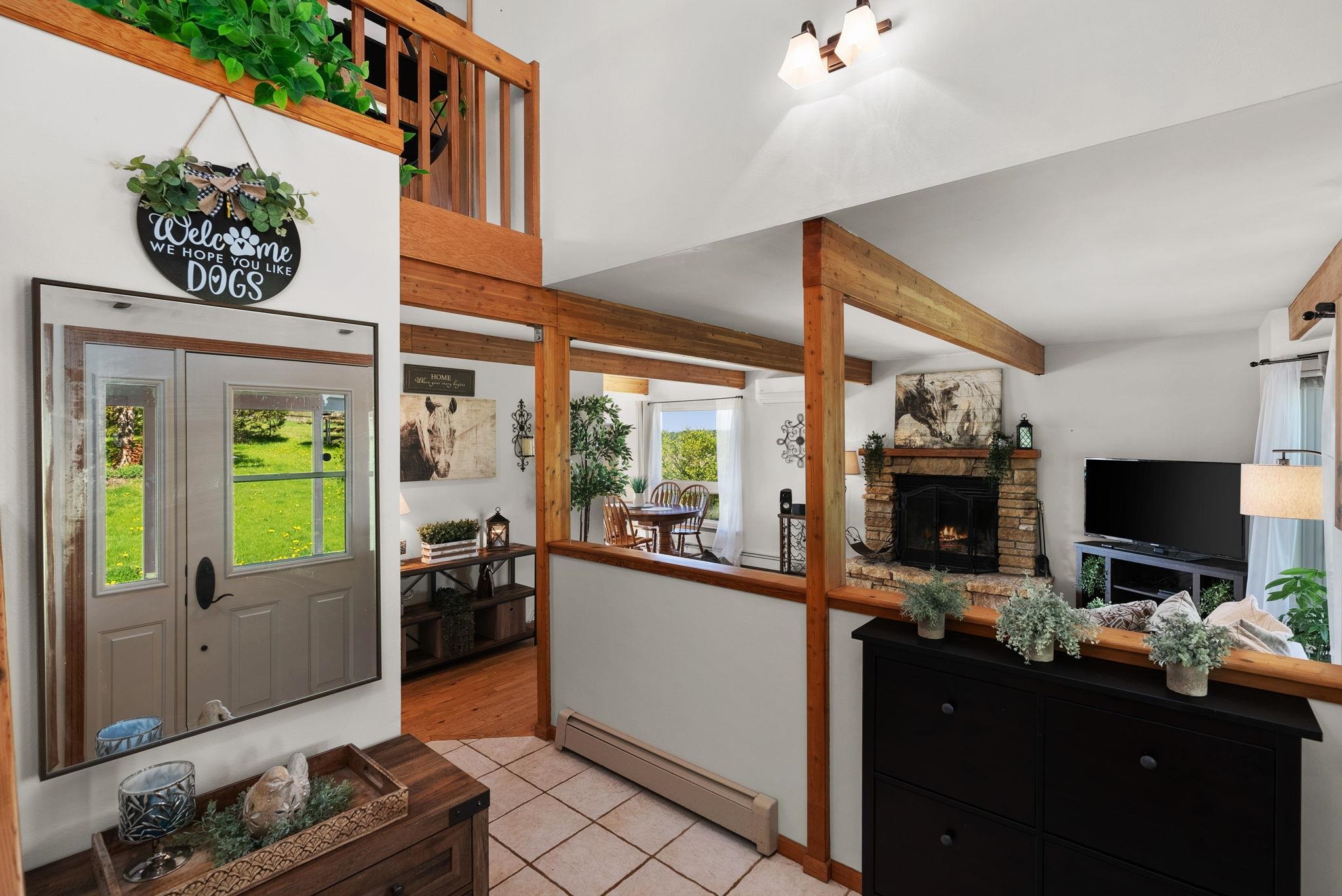 1690 Kestrel Lane