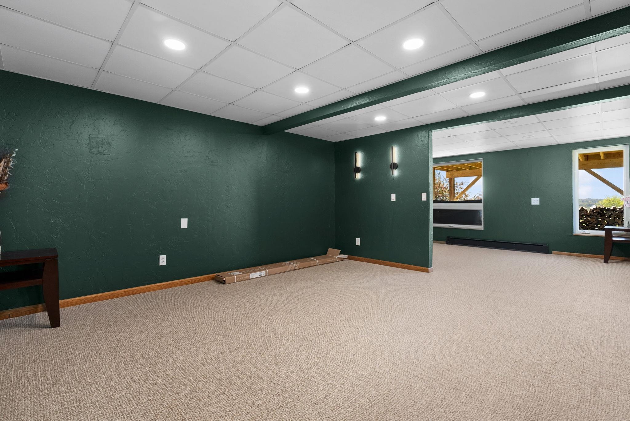 1690 Kestrel Lane
