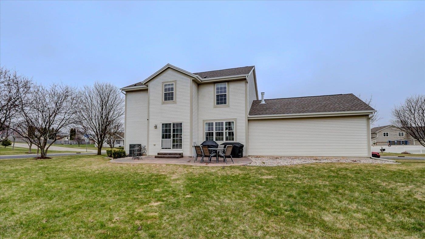 715 Bridlewood Lane