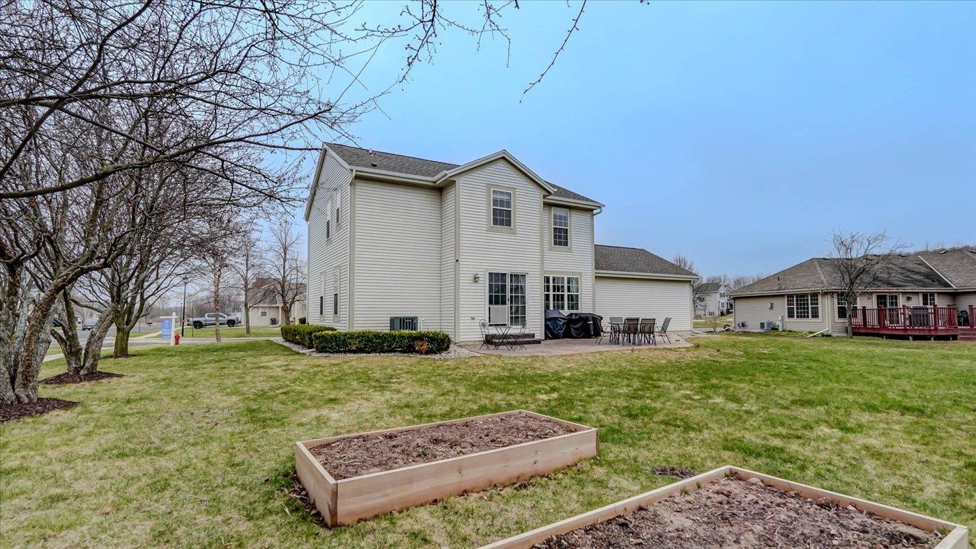 715 Bridlewood Lane