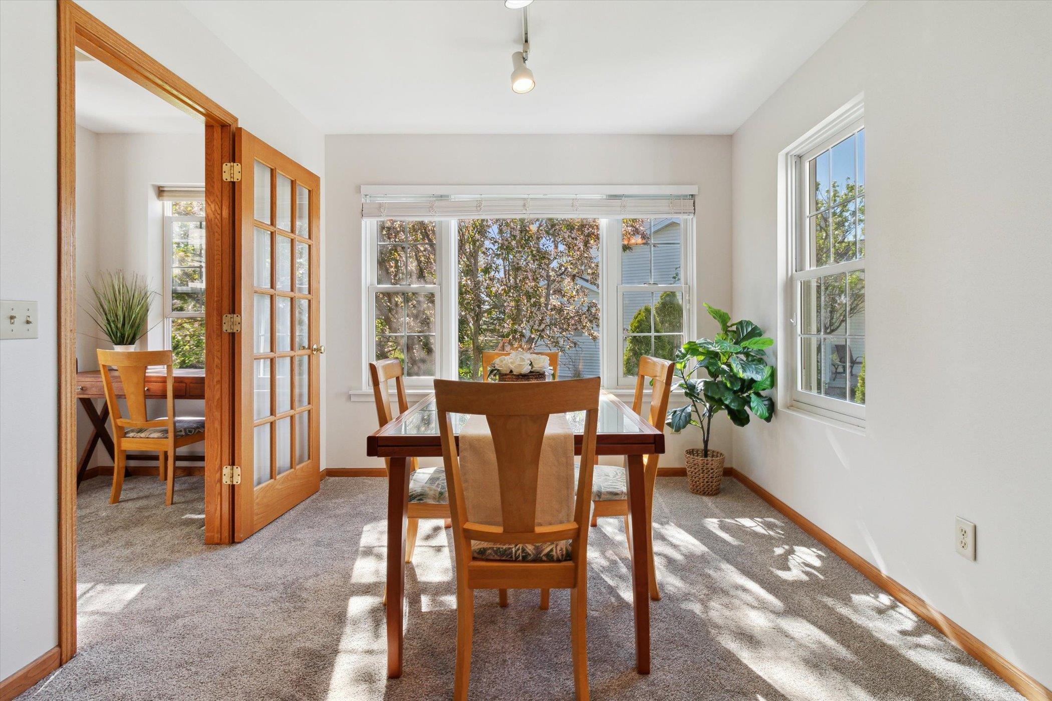 997 NEW HAMPTON Drive