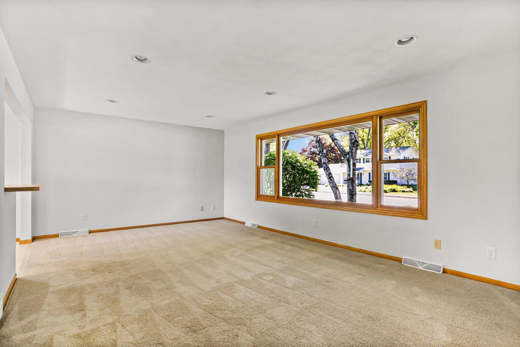 407 Edward Street
