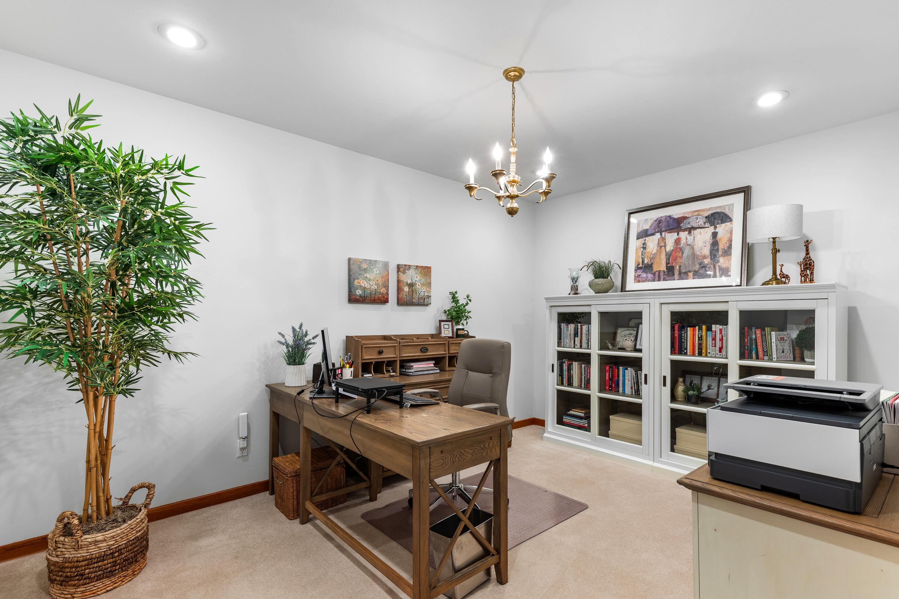 7 Settler Hill Circle