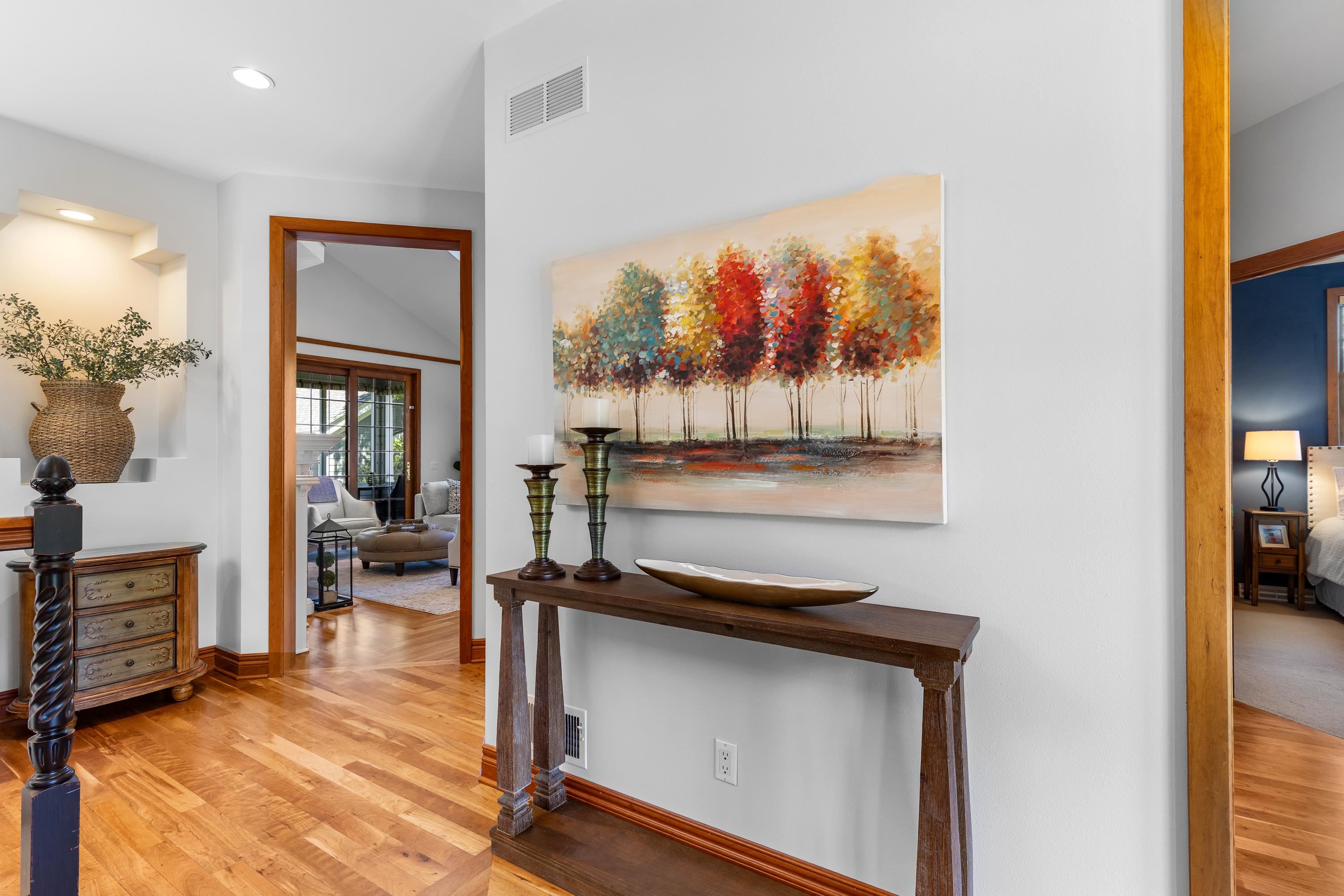 7 Settler Hill Circle