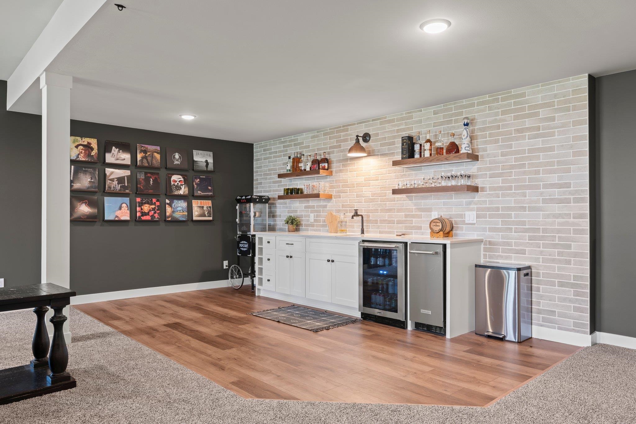 1109 Tara Lane