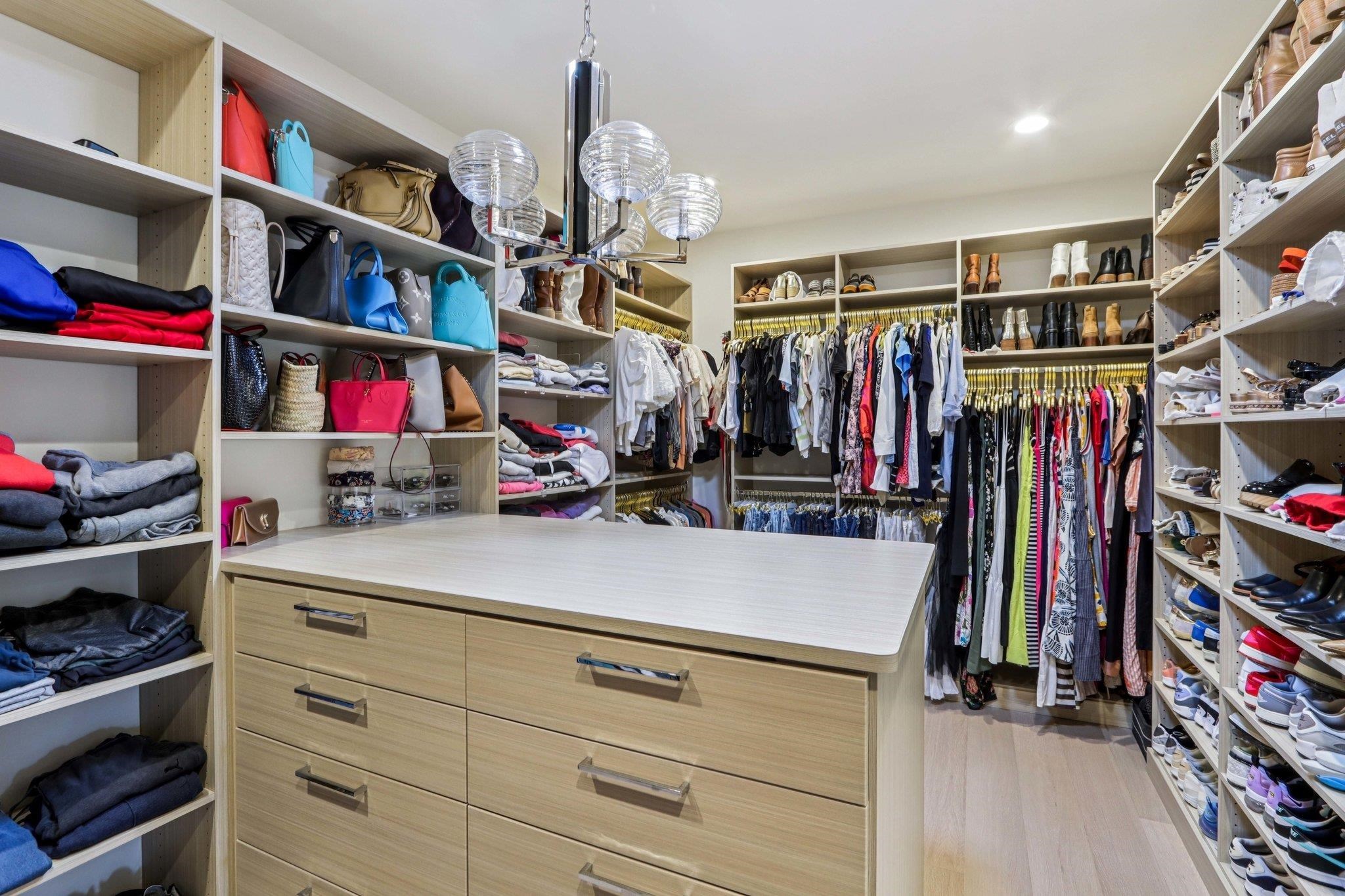 7678 Badger Run Court