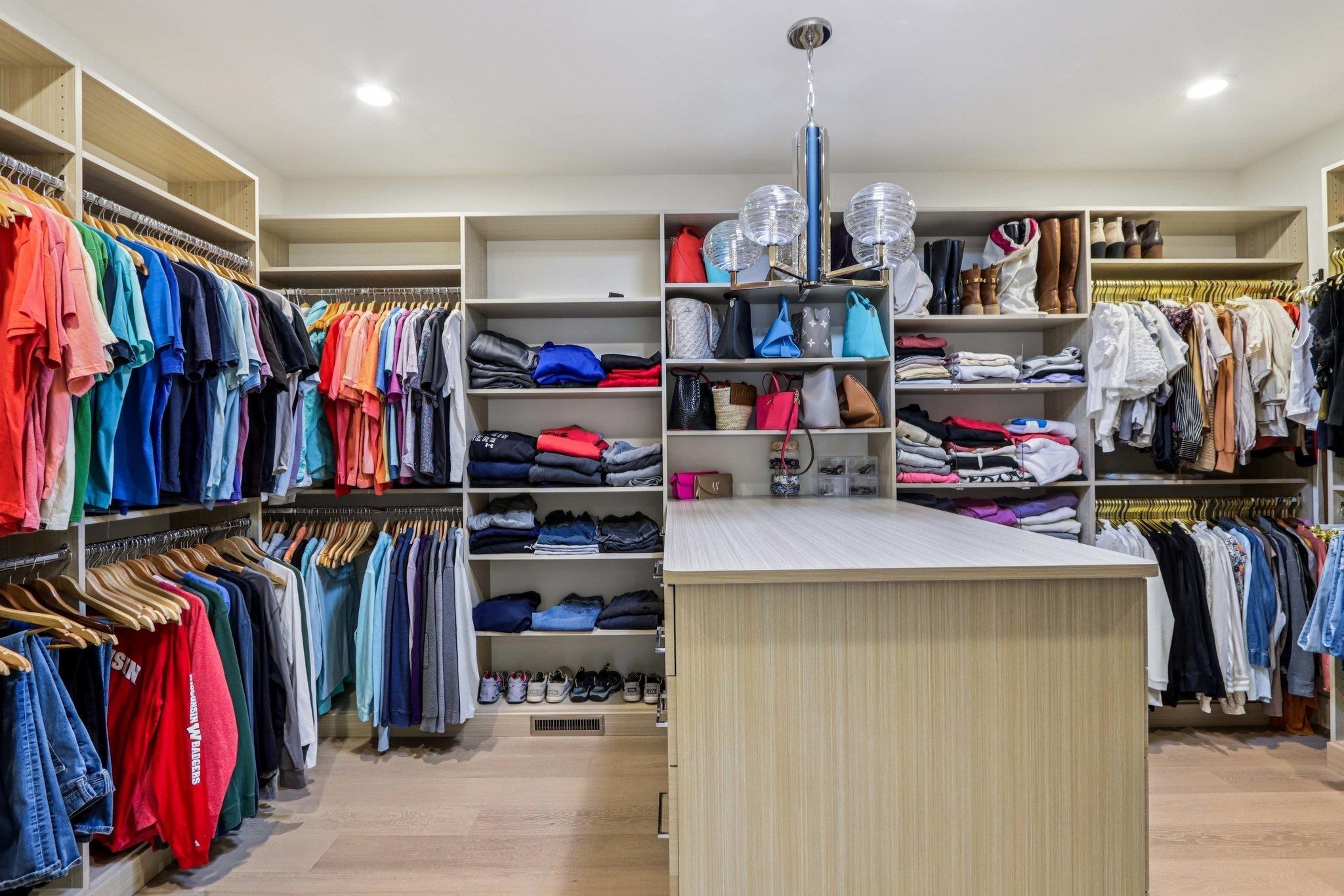 7678 Badger Run Court