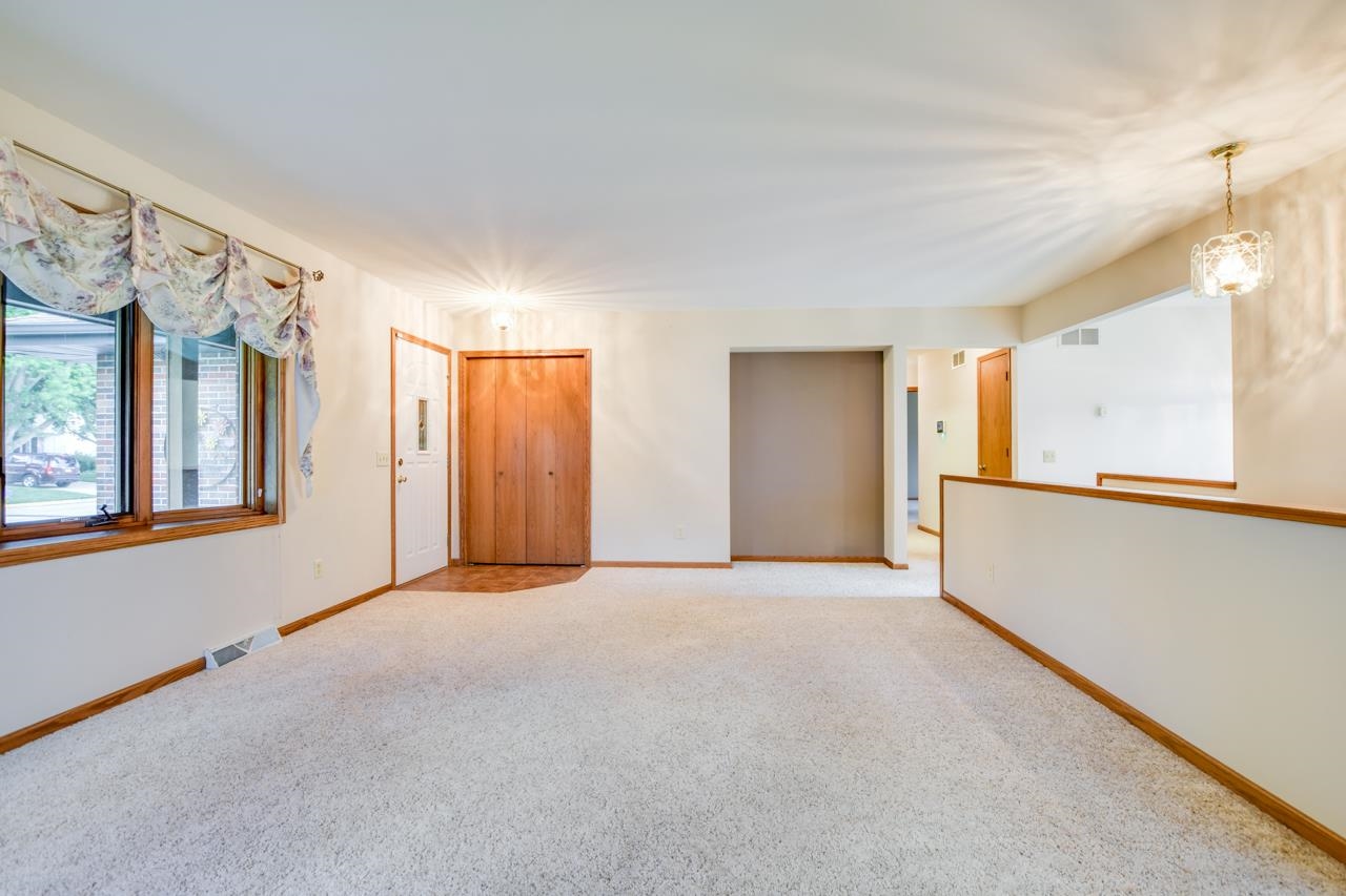 2133 Hillebrand Drive