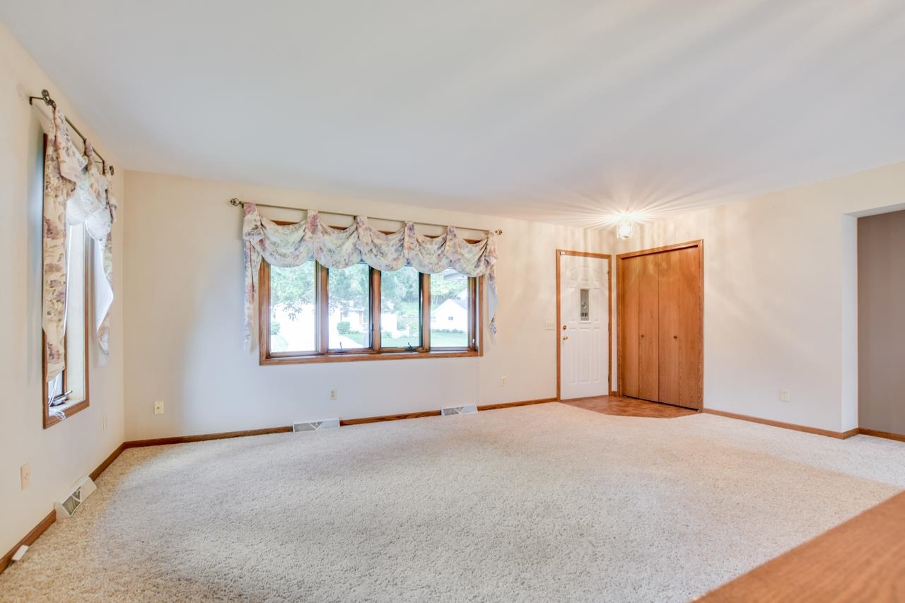 2133 Hillebrand Drive