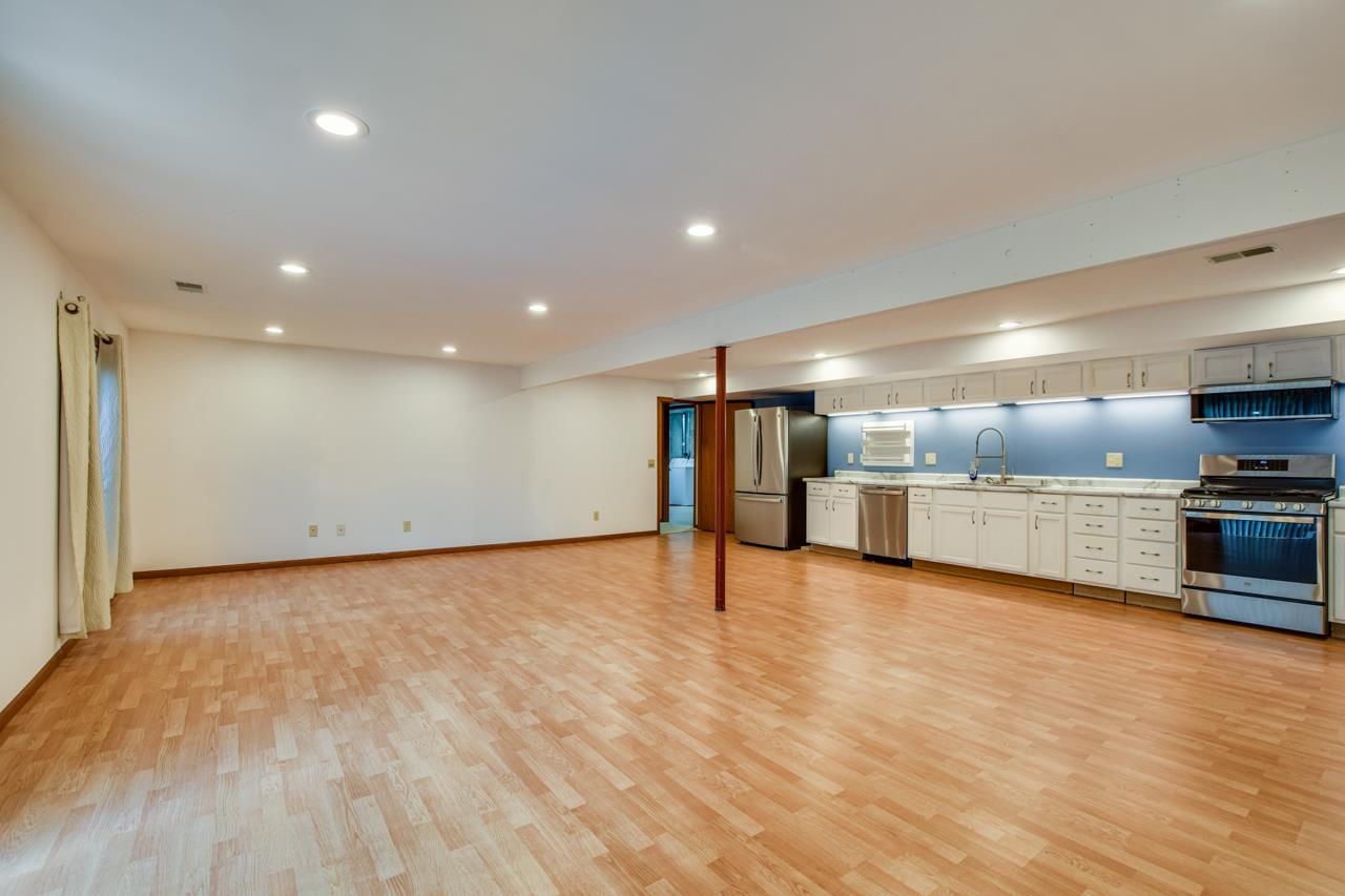 2133 Hillebrand Drive