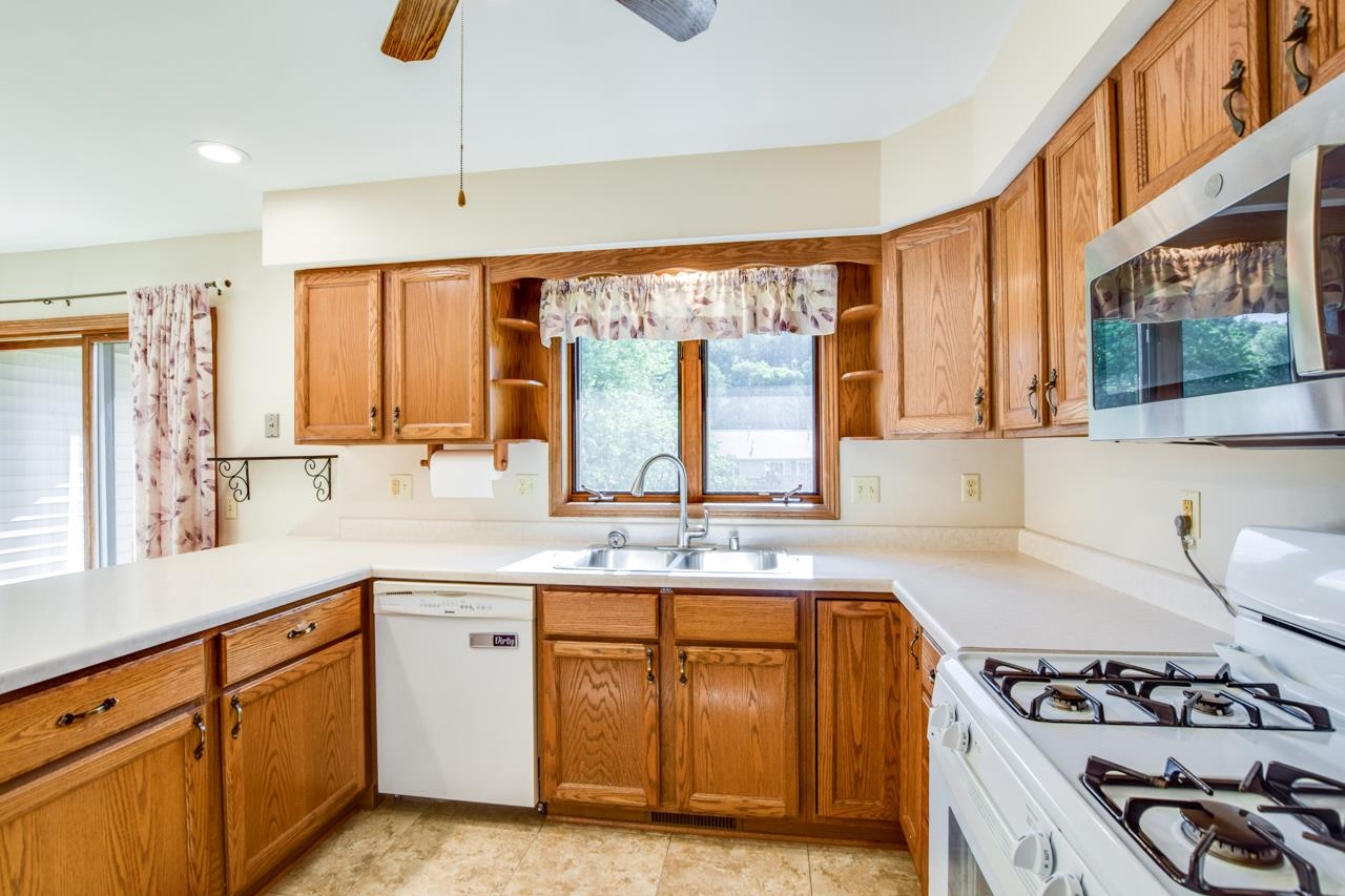 2133 Hillebrand Drive