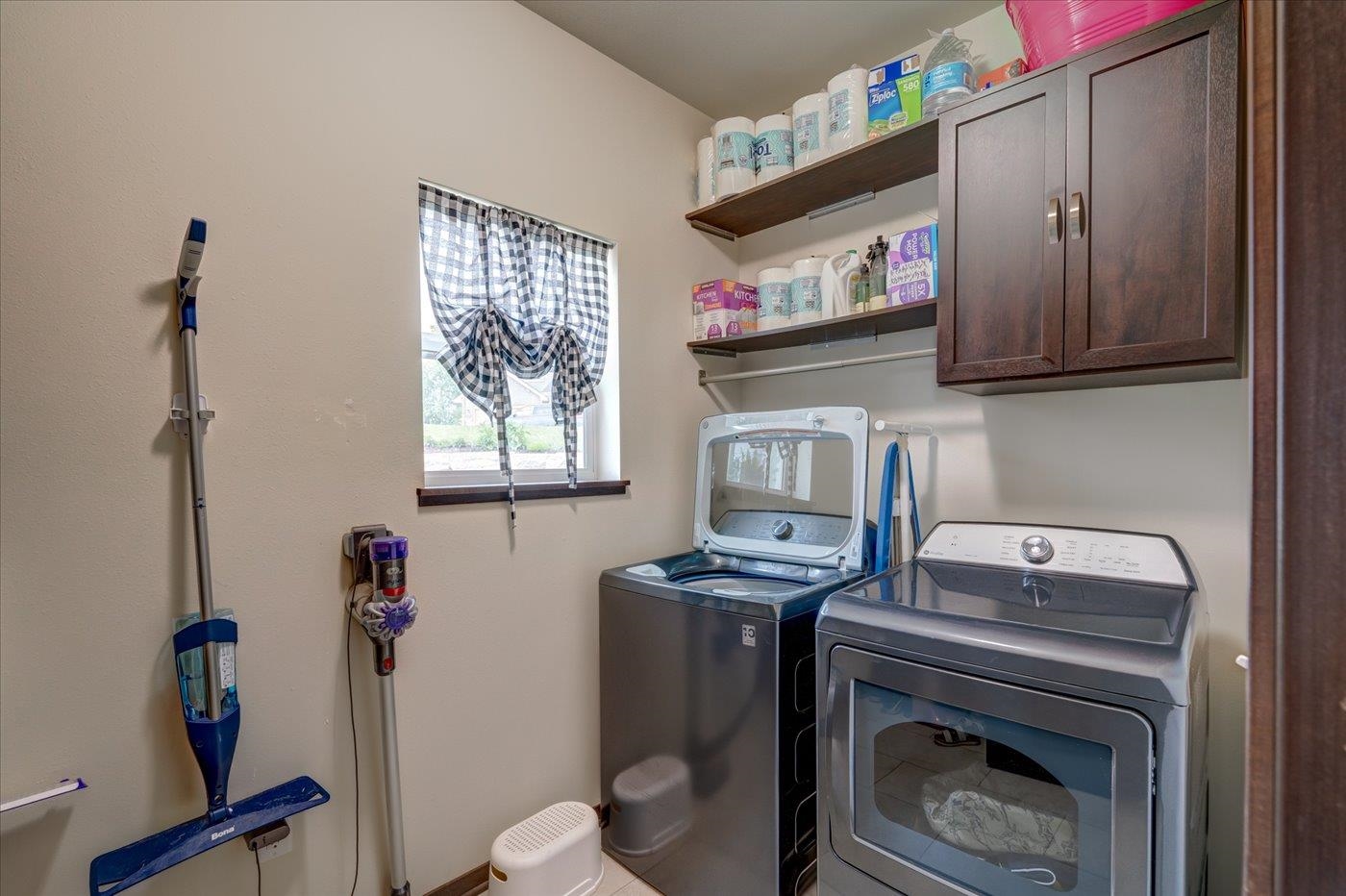 1301 Manor Drive