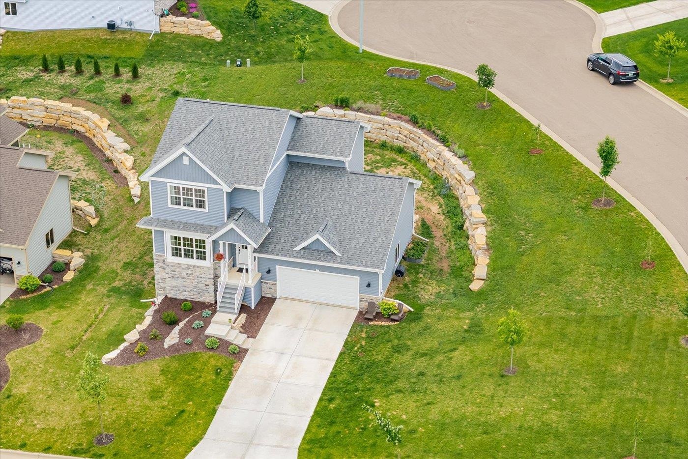1301 Manor Drive