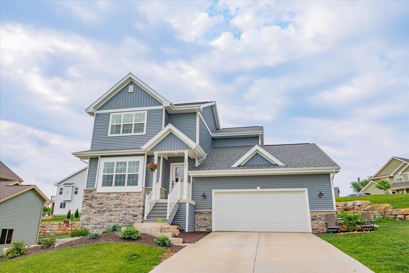 1301 Manor Drive