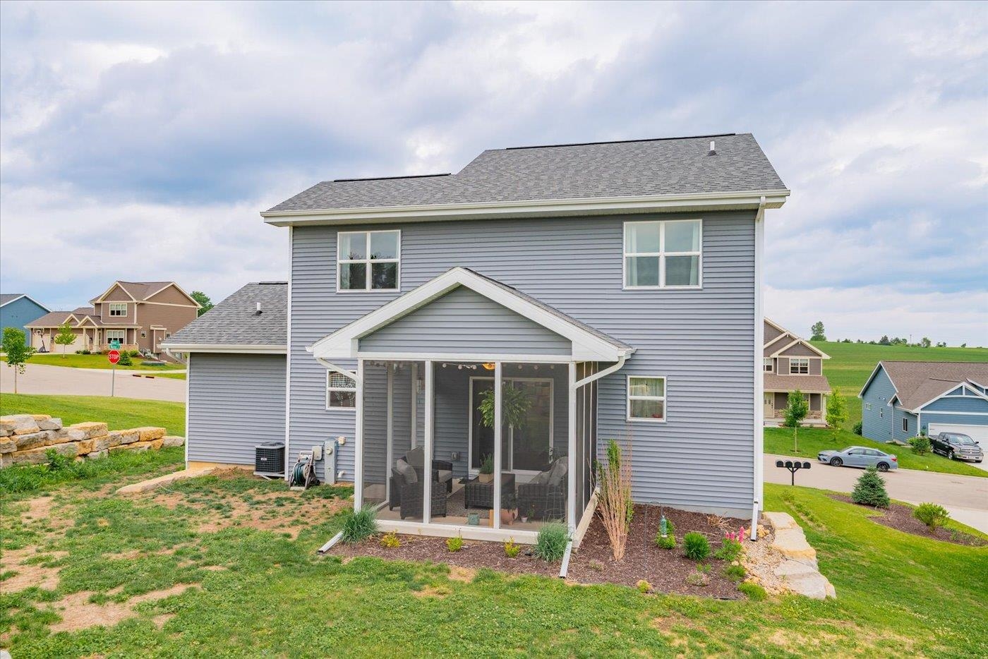 1301 Manor Drive