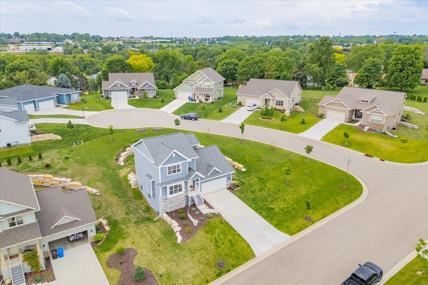 1301 Manor Drive