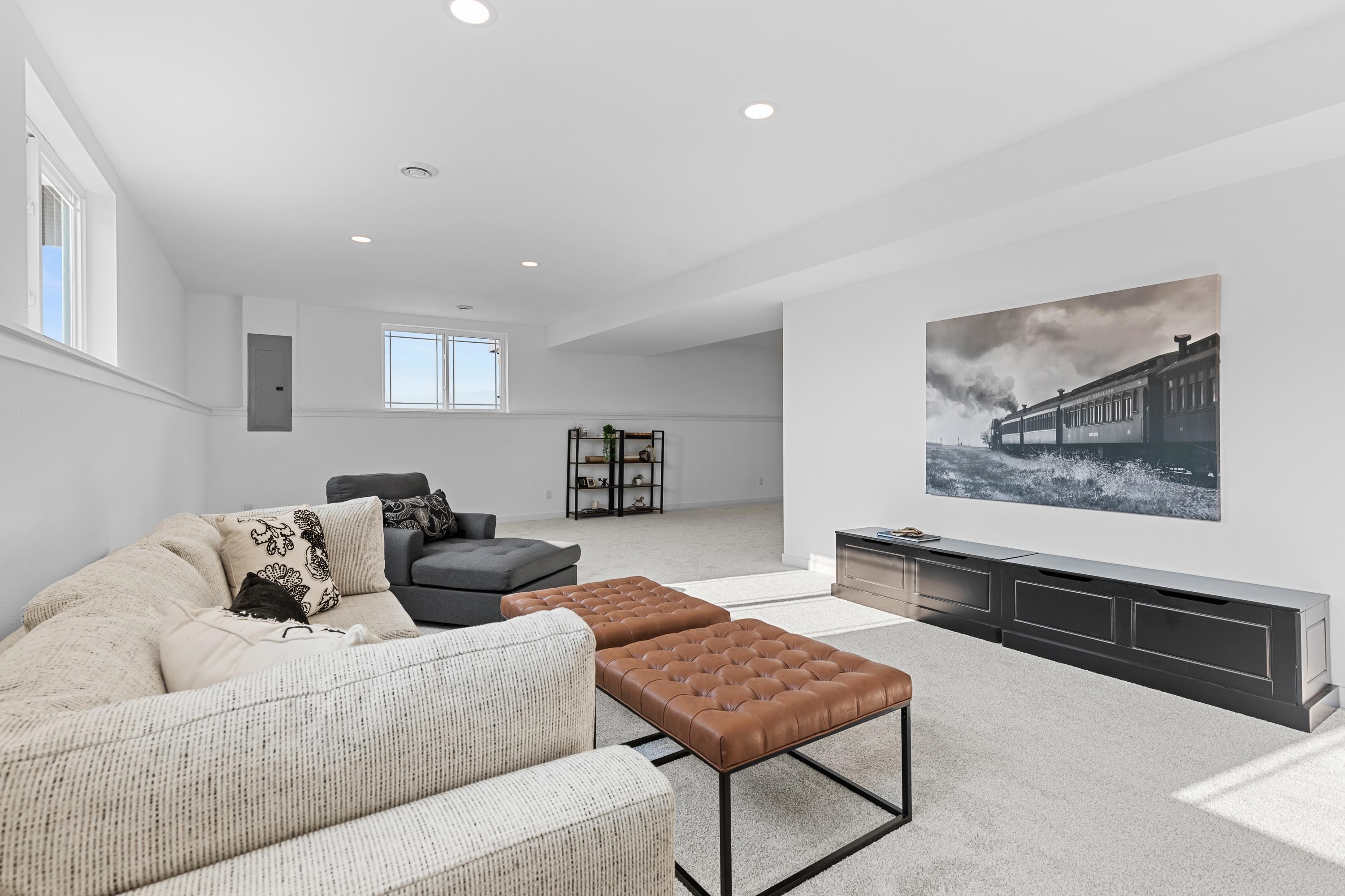 1270 Stonehaven Drive