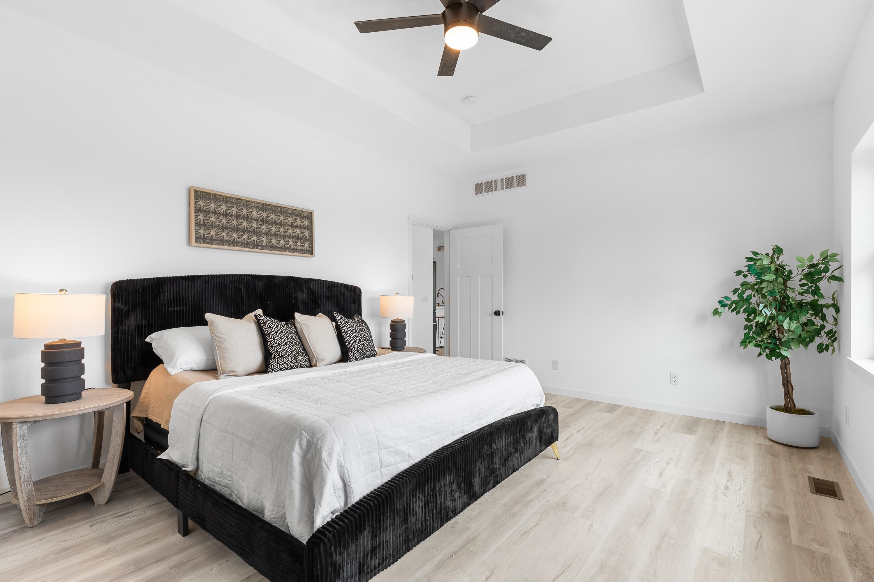 1270 Stonehaven Drive