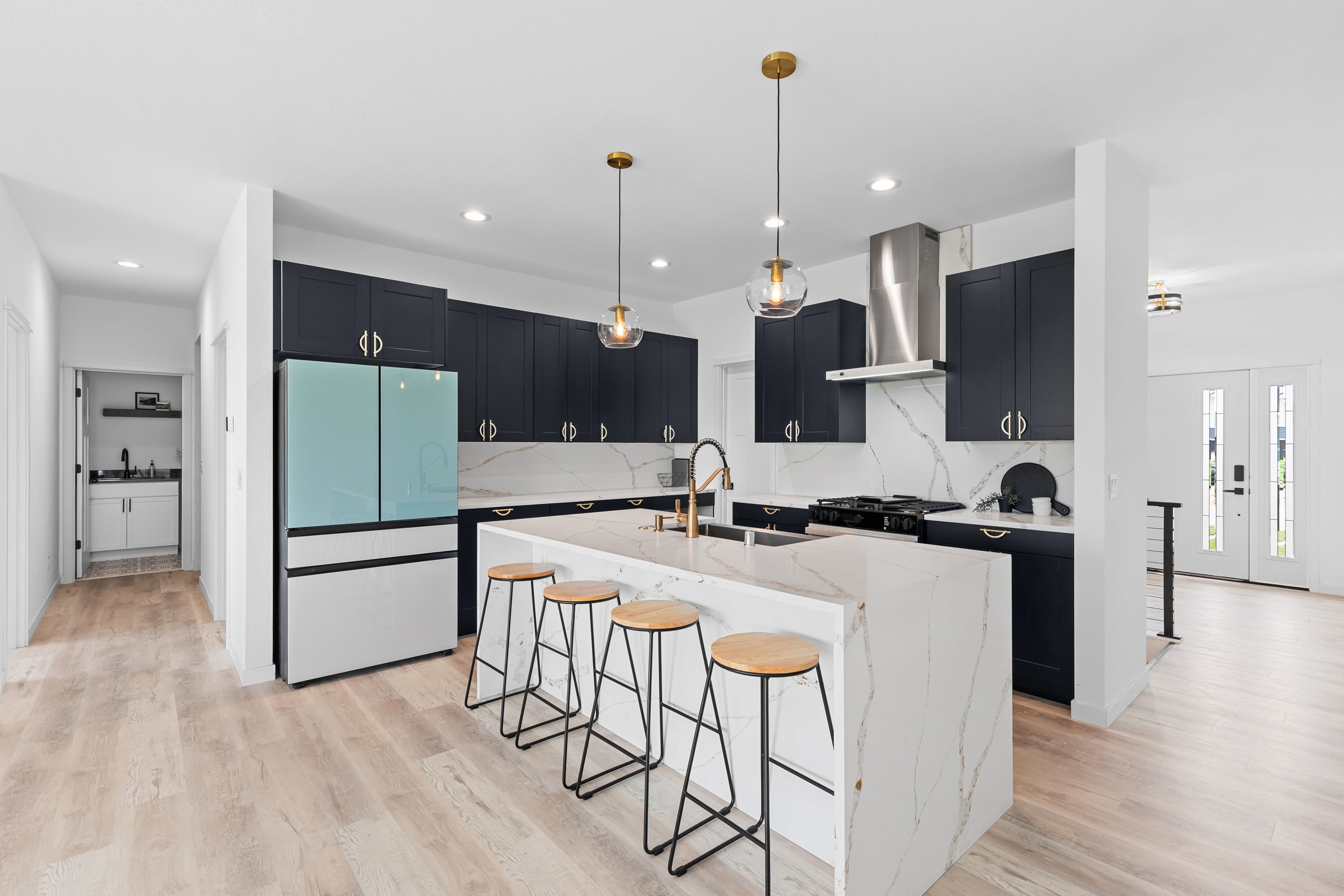 1270 Stonehaven Drive