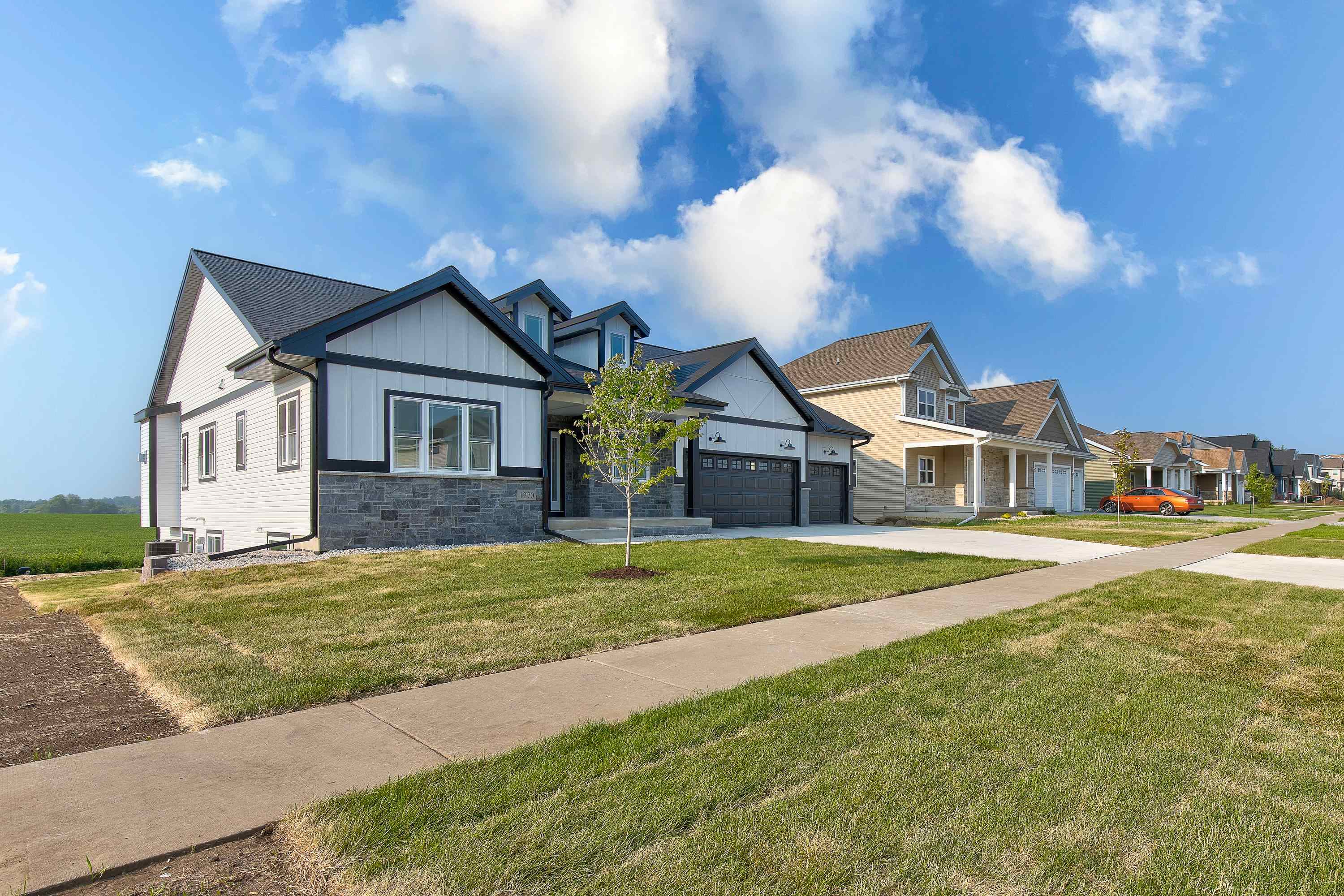 1270 Stonehaven Drive