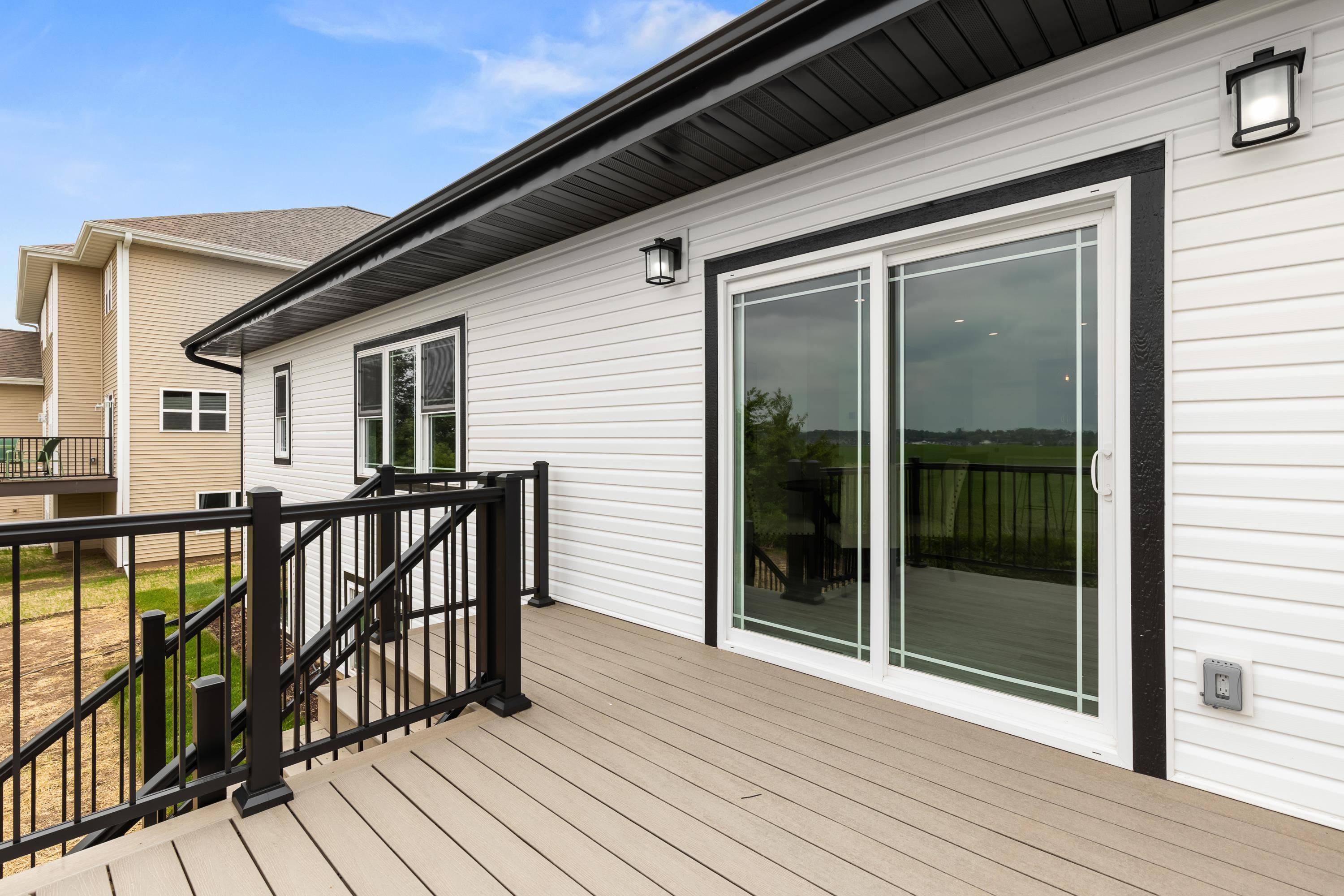 1270 Stonehaven Drive