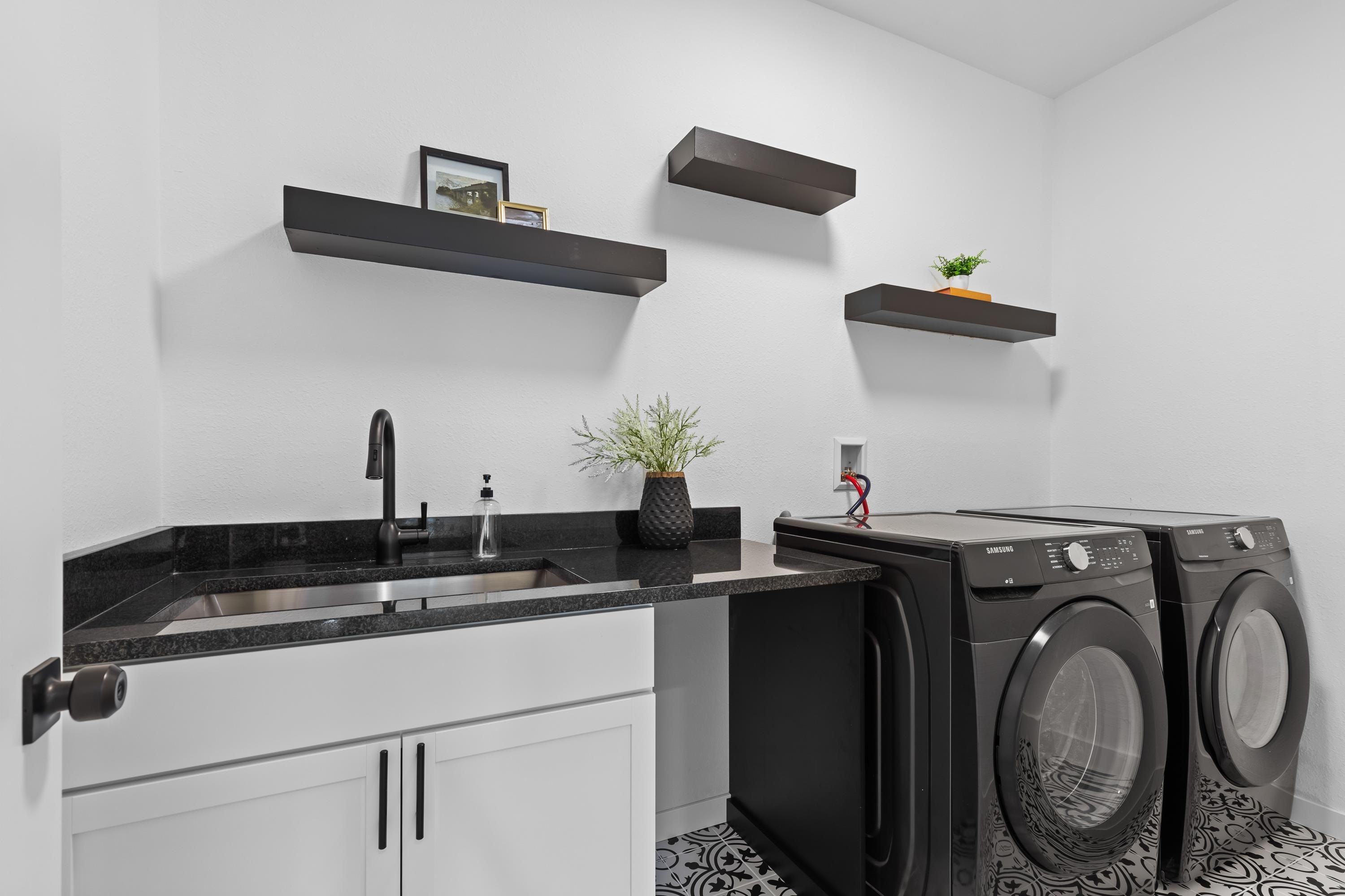 1270 Stonehaven Drive