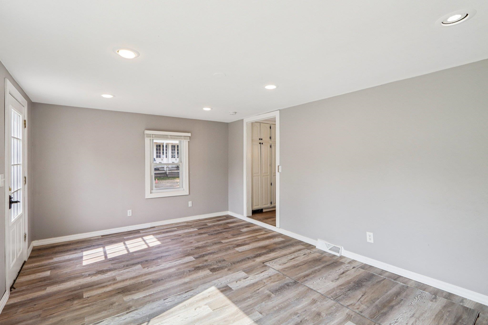1383 Range Trail