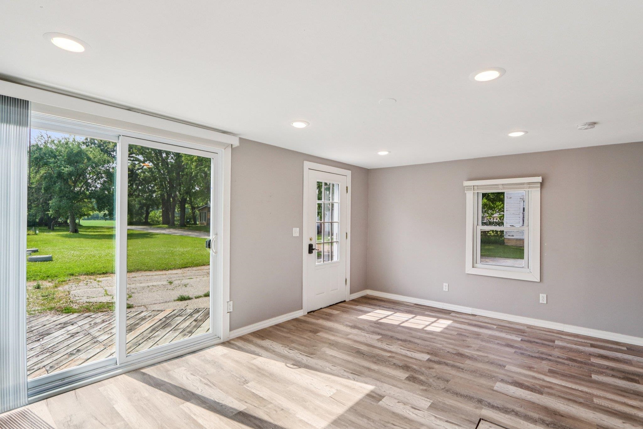 1383 Range Trail