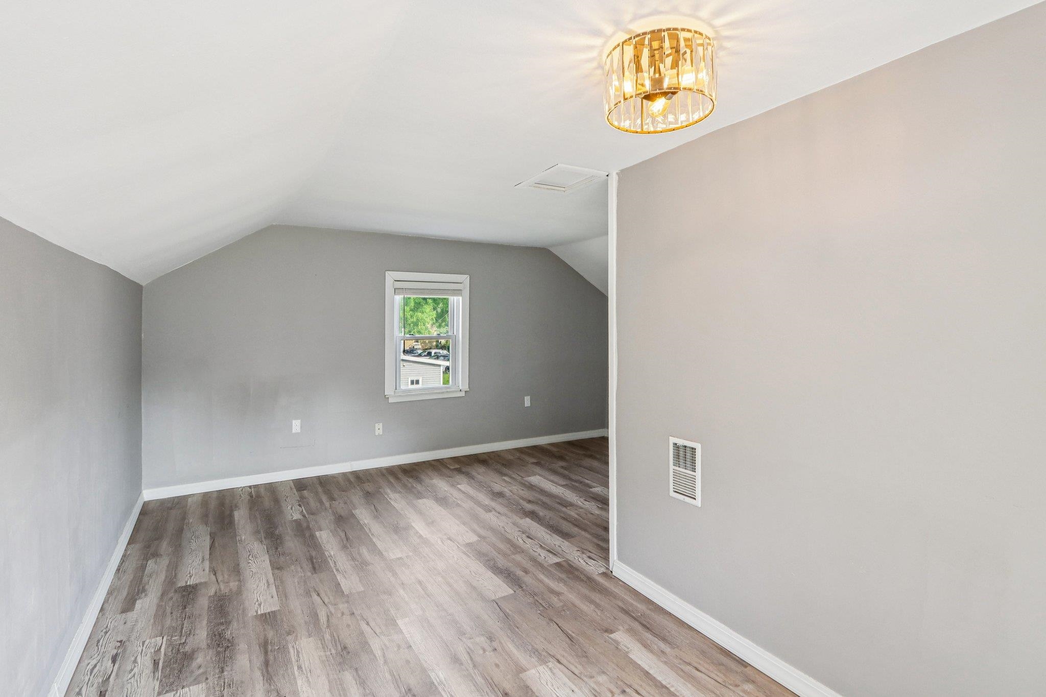 1383 Range Trail
