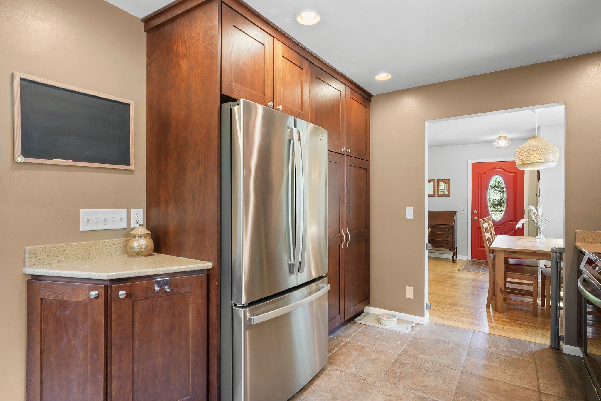 5325 Oak Crest Place