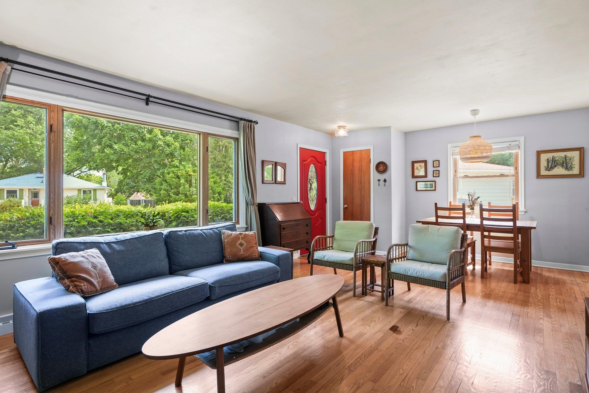 5325 Oak Crest Place