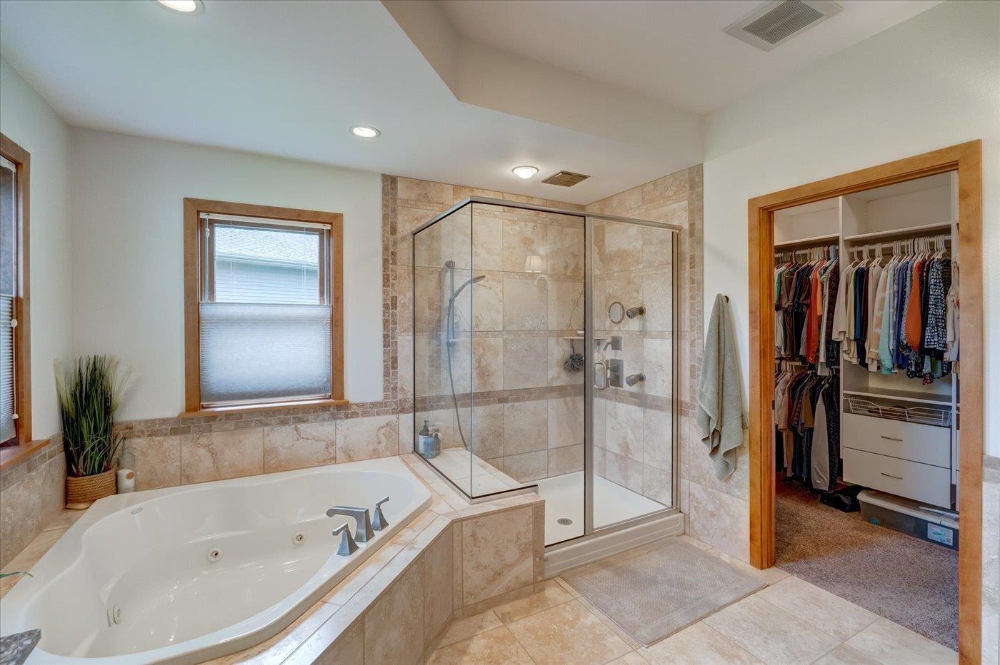 7022 Laufenberg Boulevard