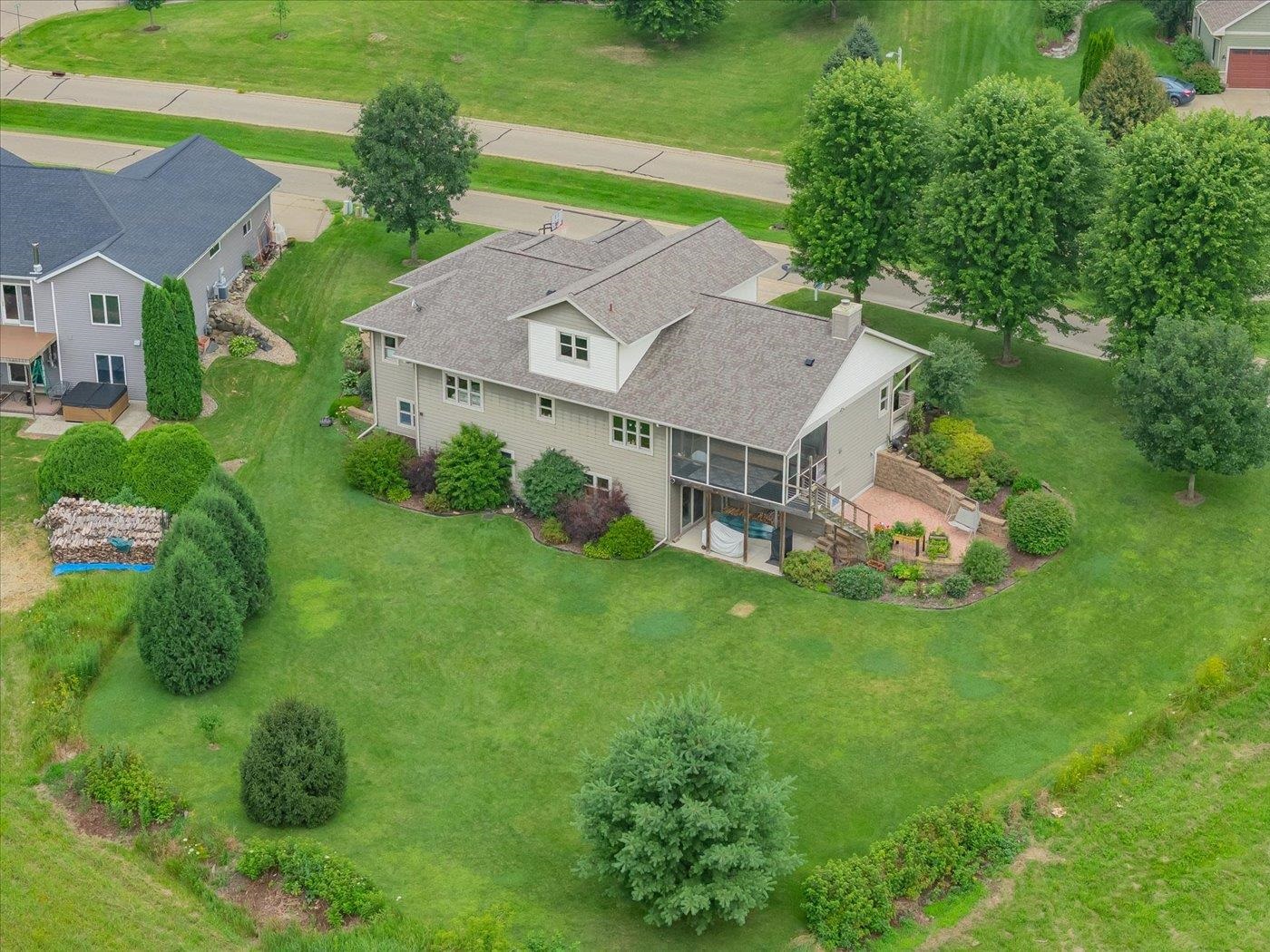 7022 Laufenberg Boulevard