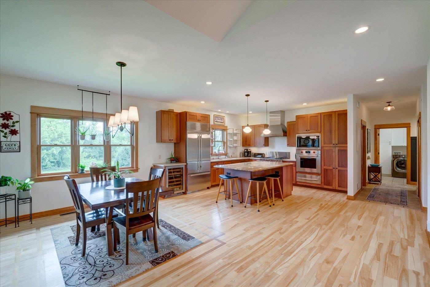 7022 Laufenberg Boulevard