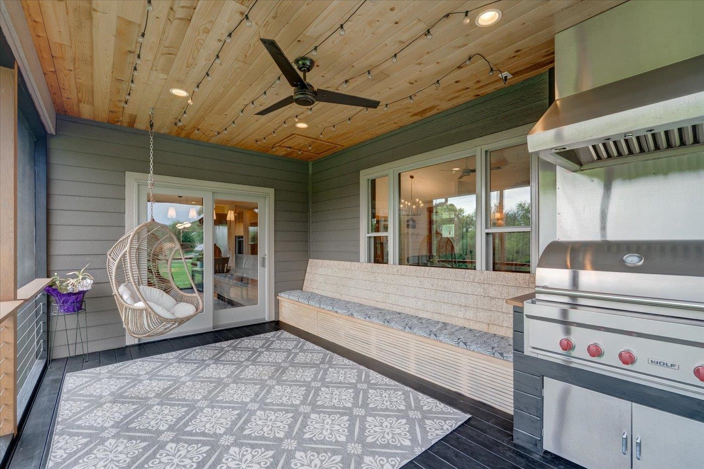 7022 Laufenberg Boulevard