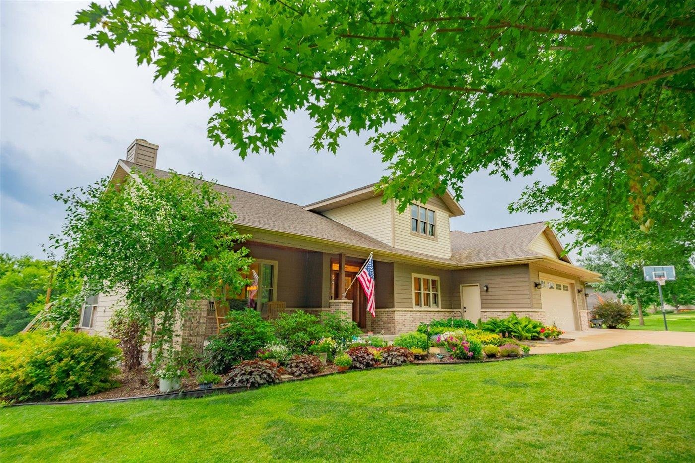 7022 Laufenberg Boulevard