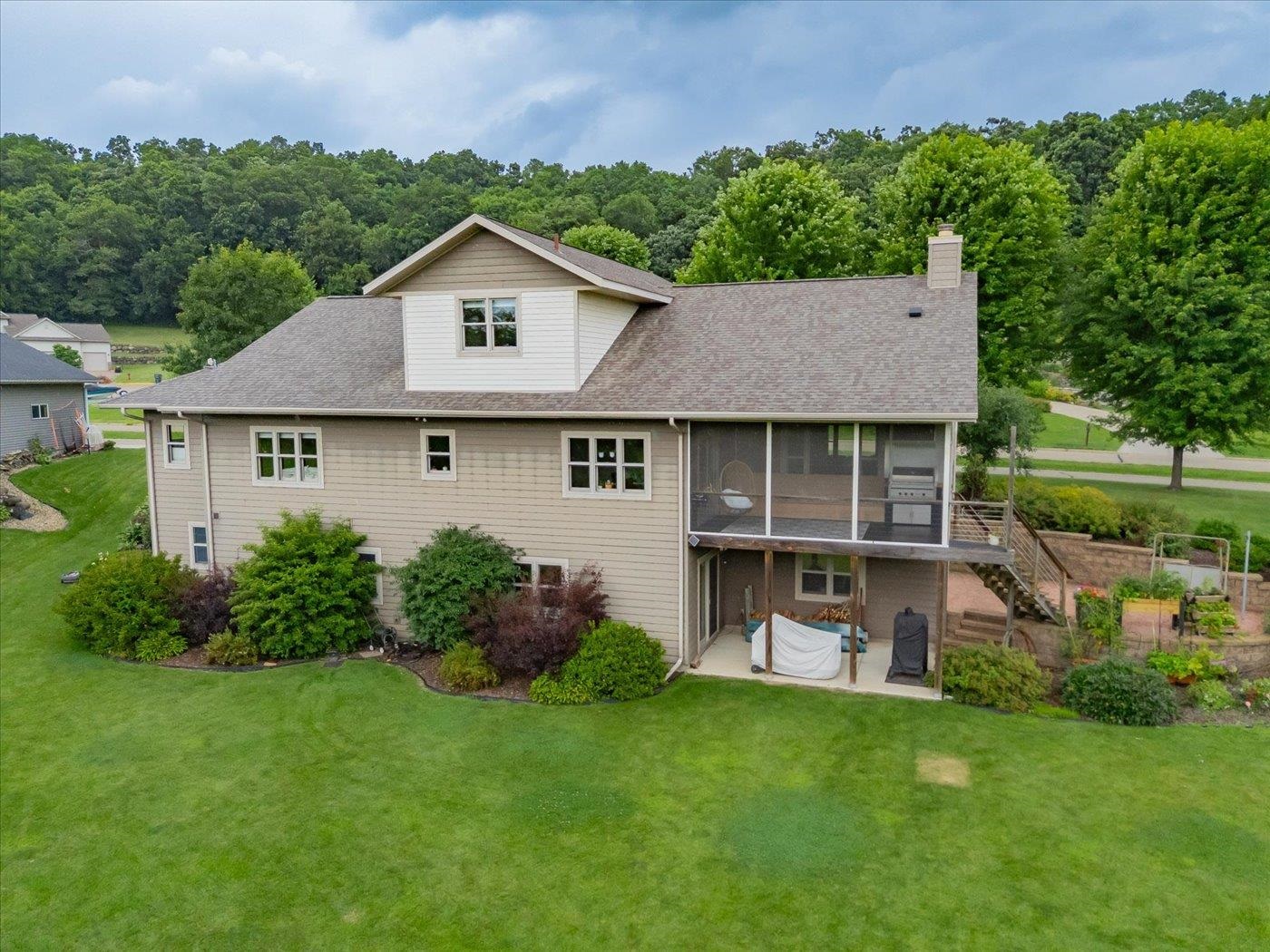 7022 Laufenberg Boulevard