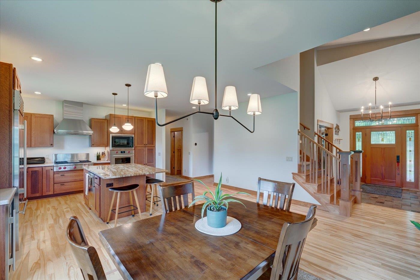 7022 Laufenberg Boulevard