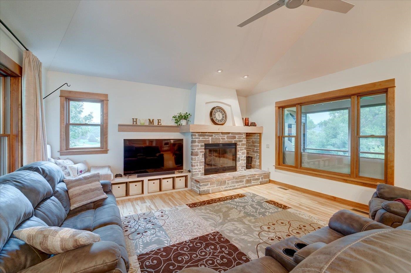 7022 Laufenberg Boulevard