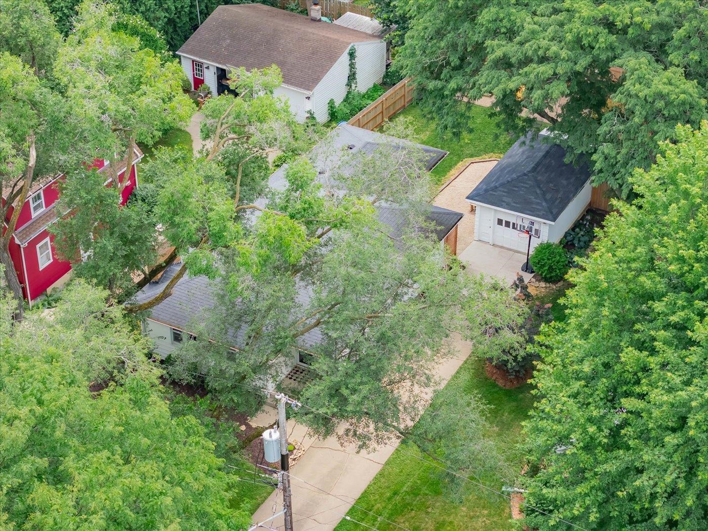 7213 Elmwood Avenue