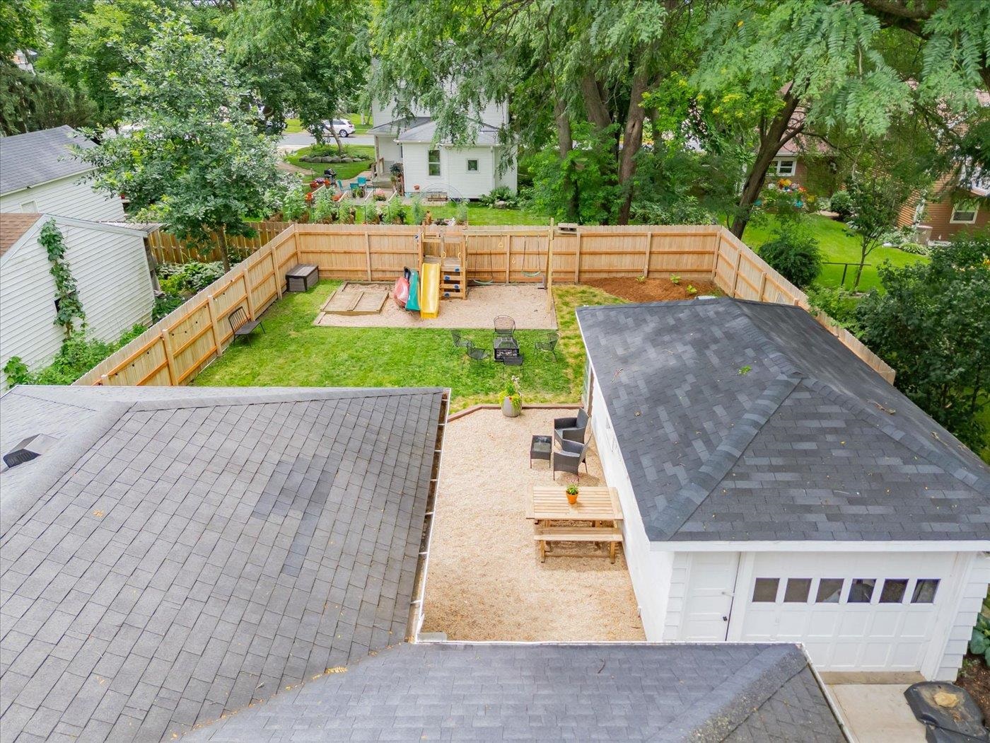 7213 Elmwood Avenue