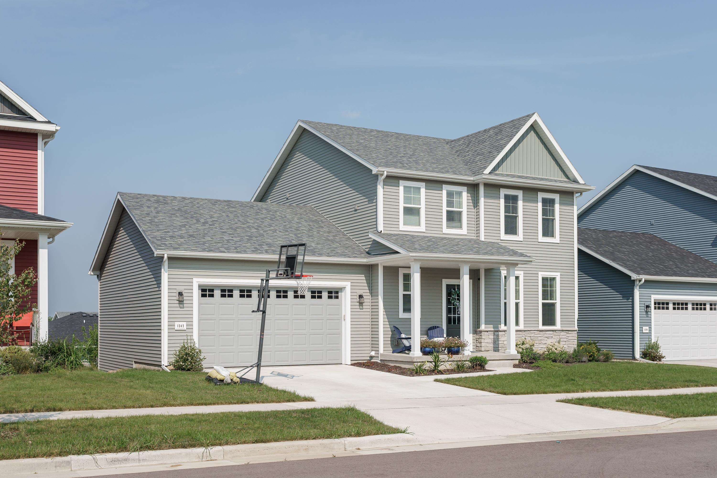 1242 Wild Willow Way