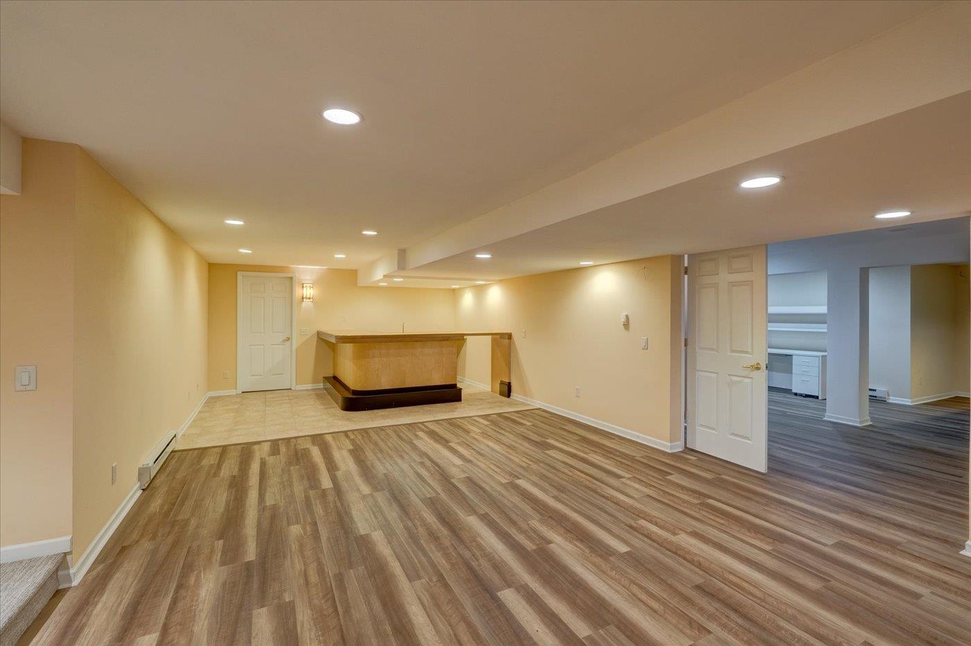 819 Enterprise Drive